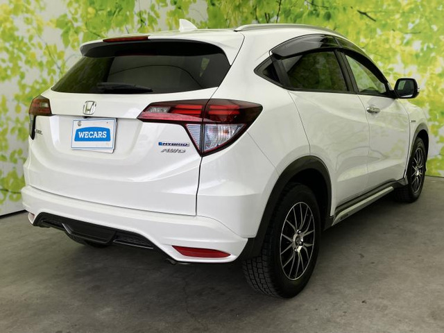 ヴェゼル1.5 ハイブリッド X Lパッケージ 4WD