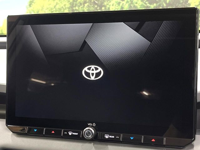 �y12.9�C���` �f�B�X�v���C�I�[�f�B�I�z���ʂ̃f�B�X�v���C��AppleCarPlay��AndroidAuto�����p�\�B�傫�ȉ�ʂŃX�}�z�i�r�A�v���������p���������܂���