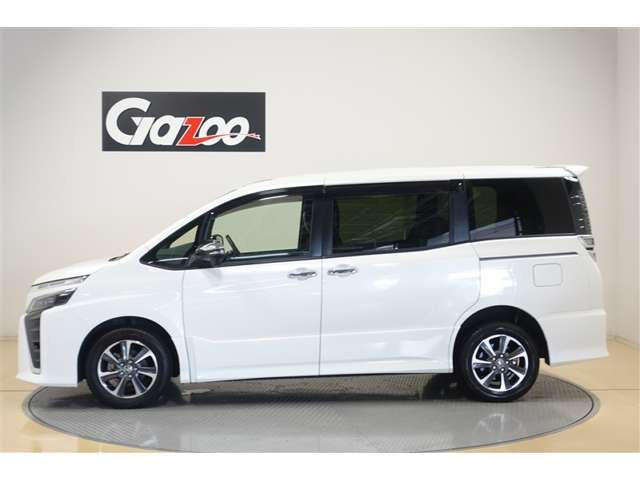 ヴォクシー2.0 ZS 煌III 4WD