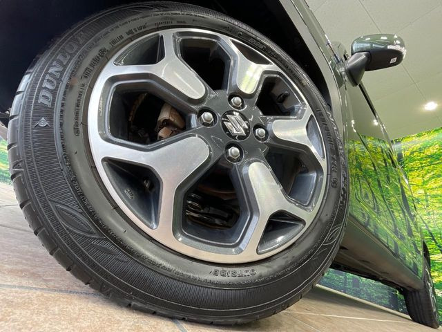 �y����15�C���`�A���~�z�C�[���z�O�ςɃ}�b�`���������A���~�z�C�[���𑕒����Ă���܂��B�e��ЊO�A���~�z�C�[����A�X�^�b�h���X�^�C�����戵�����Ă���܂��B���񂲑��k����������
