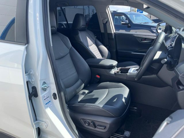 �y���烌�U�[�V�[�g�z����̂ӂ���肪�e�ՂŃ����e�i���X�����ȒP�ȁA�@�\���ɗD��鍇����v���̗p�����㎿�ȃV�[�g�ł��B����S�n���悭�A���������ӂ��S�n�ǂ��ԓ���Ԃ����o���Ă���܂��B