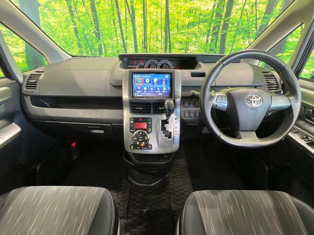 ヴォクシー2.0 ZS 煌II