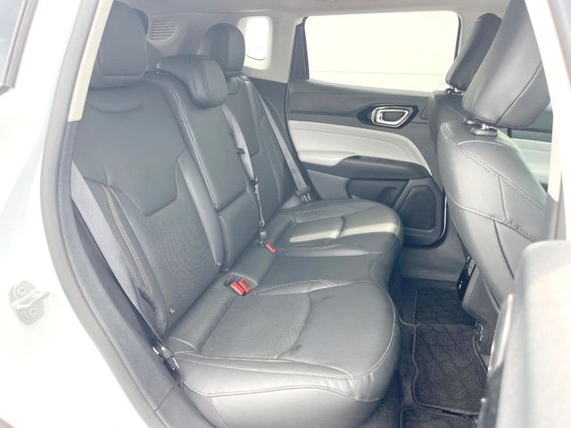 ���㕔���Ȃ��C�ɂȂ�悤�ȃL�Y�E�����ւ��蓙�A�傫�ȃ_���[�W�͂Ȃ��A�ǍD�ȏ�Ԃł��B