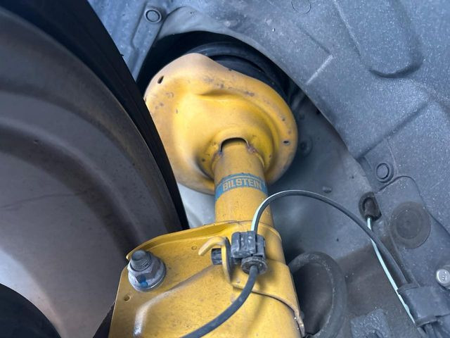 �y�r���V���^�C�����_���p�[�z�������s���̎ԗ����萫�����コ���Ă����l�C�̑����B�X���̏��S�n���]���ɂ����A�X�|�[�e�B�ȑ��s�����y���݂��������܂���