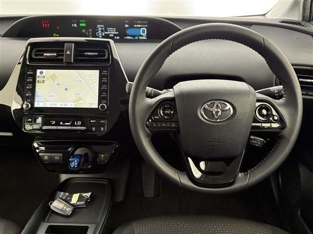 プリウス1.8 S