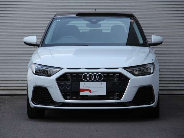 A1スポーツバック25 TFSI アドバンスド