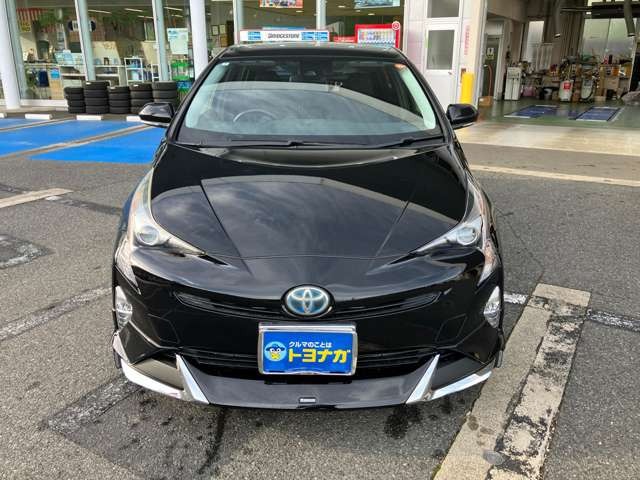プリウス1.8 S ツーリングセレクション E-Four 4WD