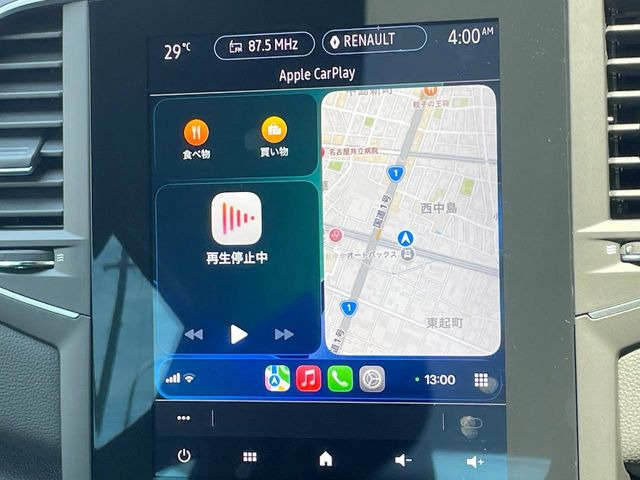 ��Apple Car Play:�X�}�z�Ƃ̗L���ڑ��ŁA�i�r�E�I�[�f�B�I�Đ��ȂǃX�}�z�̃A�v���@�\����ʂł��g����֗��@�\�ł�!
