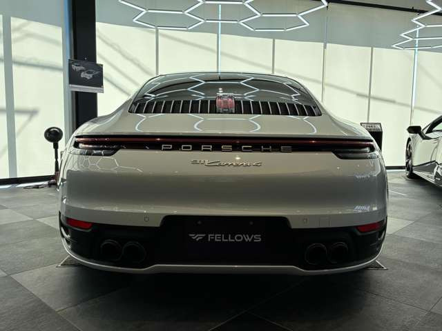 911カレラ4 PDK 4WD