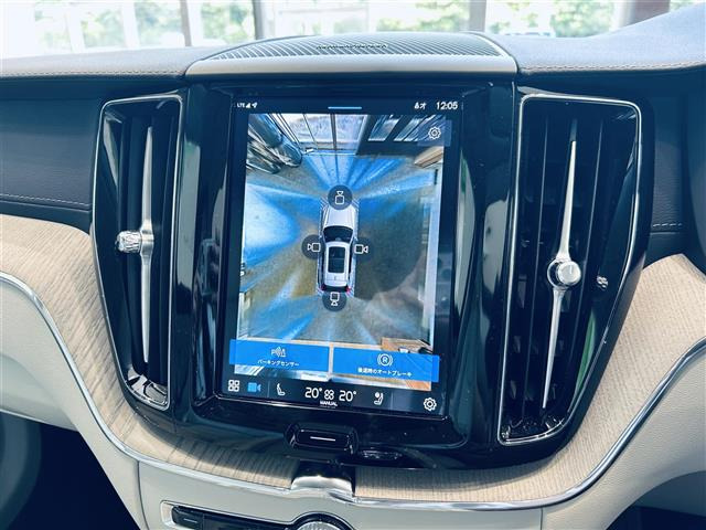 XC60B5 AWD インスクリプション 4WD