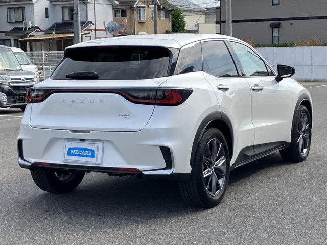 LBXリラックス E-Four 4WD