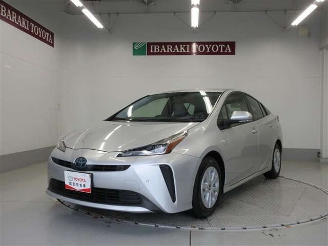 プリウス1.8 S