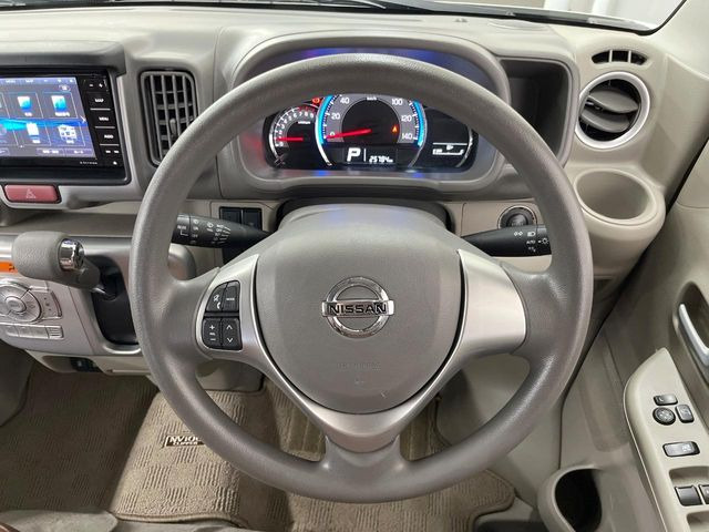 �y�X�e�A�����O�X�C�b�`�z�^�]���A�O������ڐ������炷���ƂȂ��A�I�[�f�B�I���̑��삪�\�ȕ֗��@�\!���S&���K�ȃh���C�u�����o���Ă���܂���