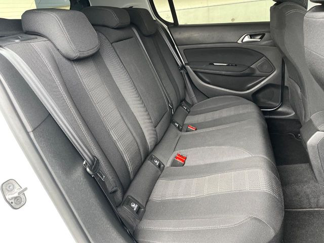 �����:��l����Ԃ��Ă��������������Ȃ��قǁA�������L�X���Ă���܂��B