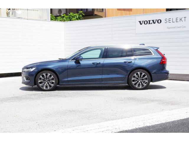 V60ウルトラ B4