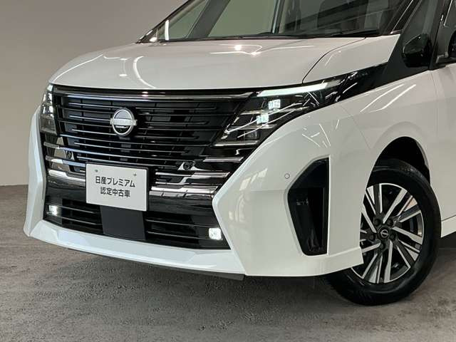 セレナ1.4 e-4ORCE ハイウェイスターV 4WD