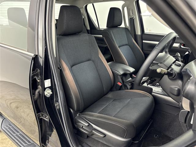 ハイラックス2.4 Z ディーゼル 4WD