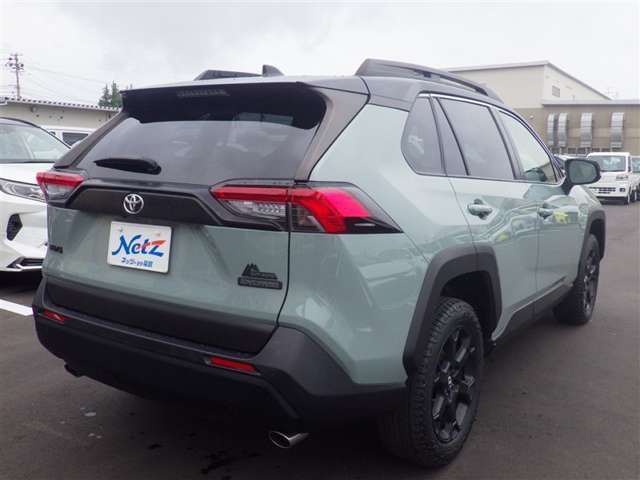 RAV42.0 アドベンチャー オフロードパッケージ II 4WD