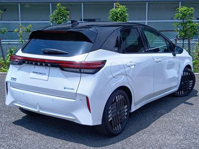 ノートオーラ1.2 G レザーエディション