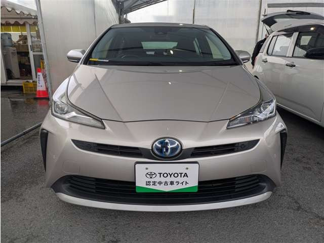 プリウス1.8 S