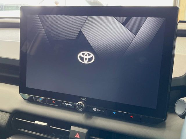 �y12.9�C���` �f�B�X�v���C�I�[�f�B�I�z���ʂ̃f�B�X�v���C��AppleCarPlay��AndroidAuto�����p�\�B�傫�ȉ�ʂŃX�}�z�i�r�A�v���������p���������܂���