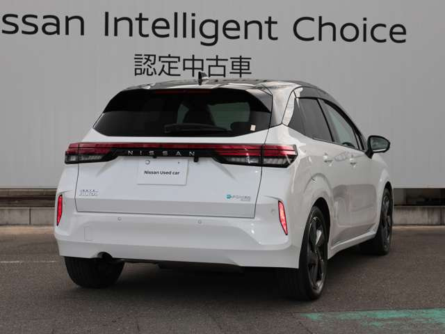 ノートオーラ1.2 G FOUR レザーエディション 4WD