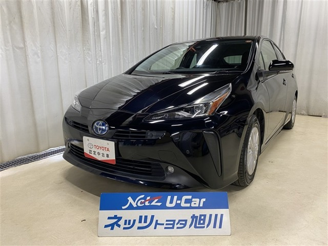 プリウス1.8 S E-Four 4WD