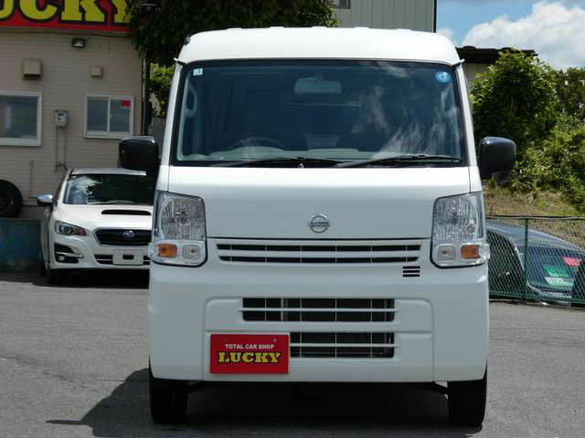 NV100クリッパーDX ハイルーフ 5AGS車 4WD