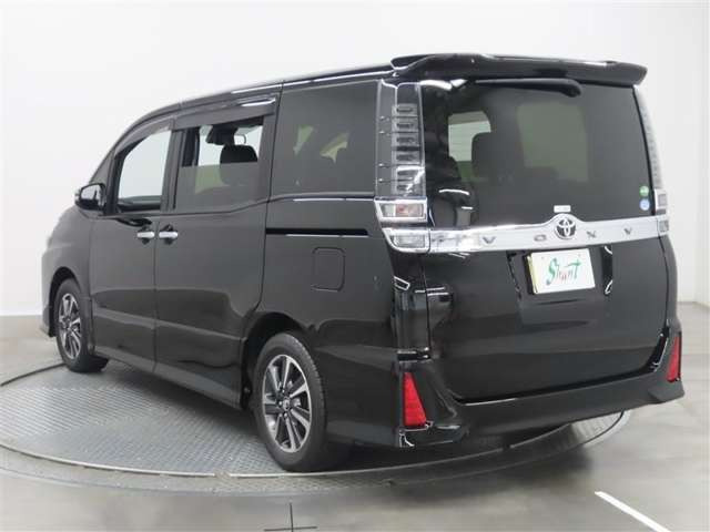 ヴォクシー2.0 ZS 煌