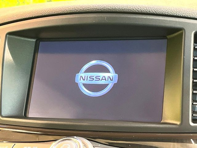�y�����i�r�z�l�C�̏����i�r�𑕔����Ă���܂��B�i�r�̎g���₷���͂������A�I�[�f�B�I�@�\���[��!�L�����v�◷�s�͂������A�ʋ΂┃�����ȂǕ��i�̃h���C�u���y�����Ȃ�͂���