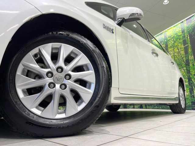 �y����15�C���`�A���~�z�C�[���z�O�ςɃ}�b�`���������A���~�z�C�[���𑕒����Ă���܂��B�e��ЊO�A���~�z�C�[����A�X�^�b�h���X�^�C�����戵�����Ă���܂��B���񂲑��k����������