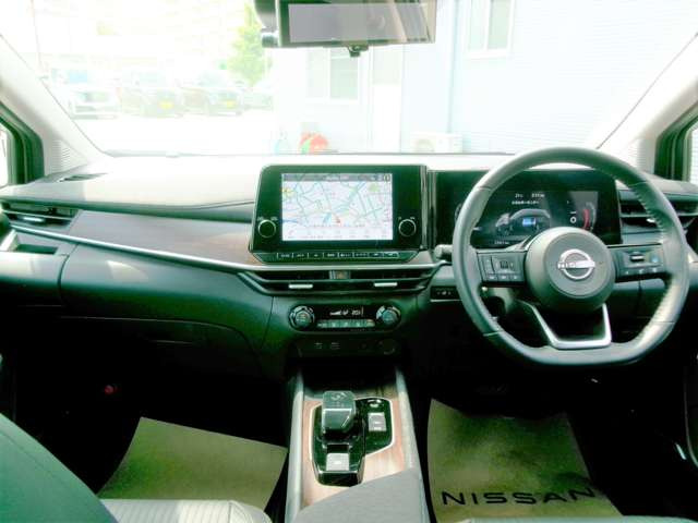 ノートオーラ1.2 G レザーエディション