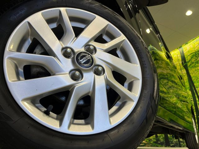 �y����14�C���`�A���~�z�C�[���z�O�ςɃ}�b�`���������A���~�z�C�[���𑕒����Ă���܂��B�e��ЊO�A���~�z�C�[����A�X�^�b�h���X�^�C�����戵�����Ă���܂��B���񂲑��k����������
