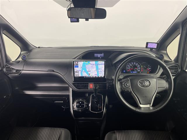ヴォクシー2.0 ZS 煌