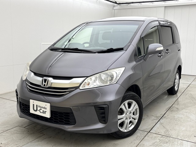 フリード1.5 G プレミアムエディション 4WD