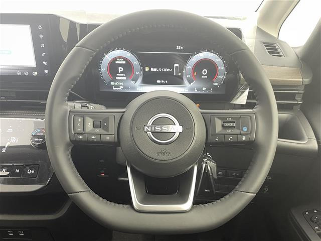 セレナ1.4 e-POWER ハイウェイスターV