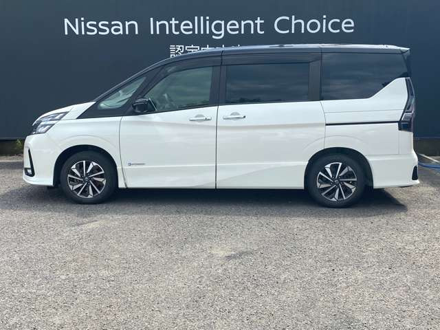 セレナ1.2 e-POWER ハイウェイスターV