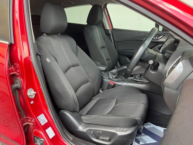 �^�]�Ȃ܂��ɂ͏\���ȃX�y�[�X������A�啿�ȕ��ł��������^�]���Ă�����������ł��B