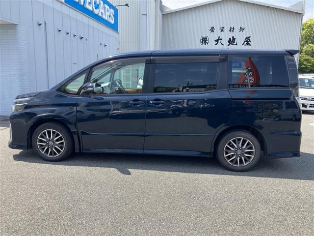 ヴォクシー2.0 ZS