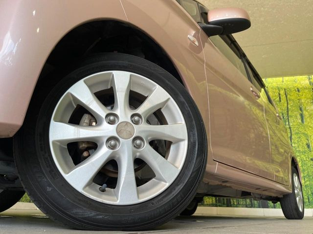 �y����14�C���`�A���~�z�C�[���z�O�ςɃ}�b�`���������A���~�z�C�[���𑕒����Ă���܂��B�e��ЊO�A���~�z�C�[����A�X�^�b�h���X�^�C�����戵�����Ă���܂��B���񂲑��k����������