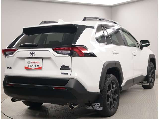 RAV42.0 アドベンチャー オフロードパッケージ II 4WD