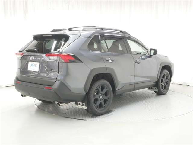 RAV42.0 アドベンチャー オフロードパッケージ II 4WD