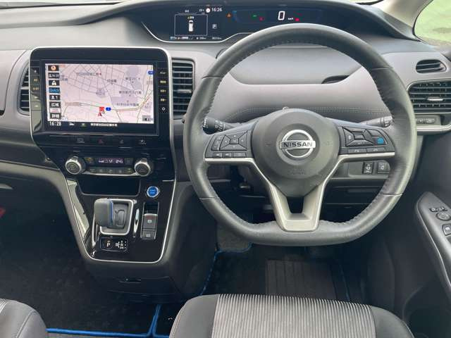 セレナ1.2 e-POWER ハイウェイスターV