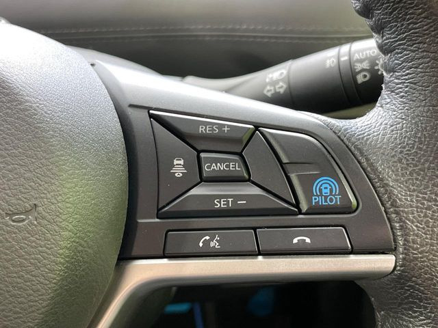 セレナ1.2 e-POWER ハイウェイスターV