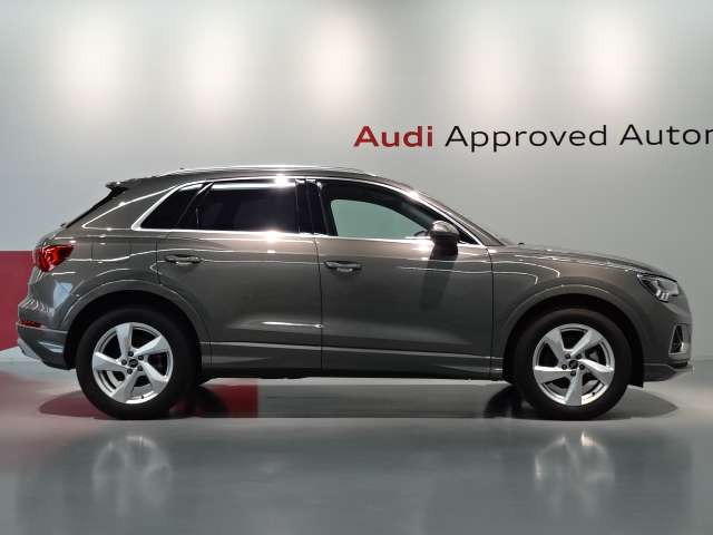 Q335 TFSI アドバンスド
