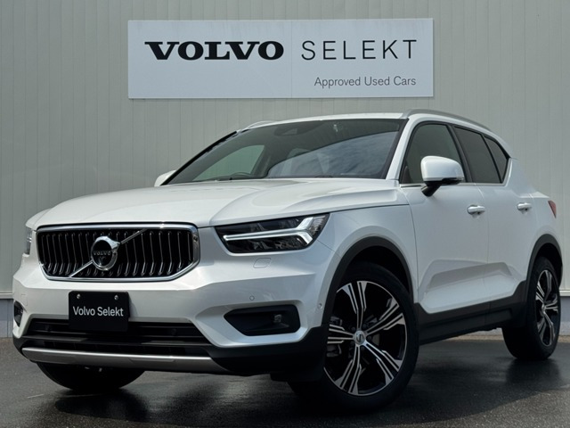 XC40B4 AWD インスクリプション 4WD