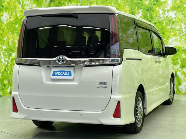 ノア1.8 ハイブリッド Si W×B III