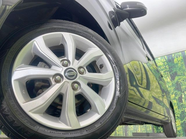 �y�����A���~�z�C�[���z�O�ςɃ}�b�`���������A���~�z�C�[���𑕒����Ă���܂��B�e��ЊO�A���~�z�C�[����A�X�^�b�h���X�^�C�����戵�����Ă���܂��B���񂲑��k����������