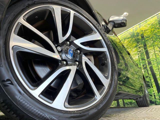 �y�O���[�h��p����18�C���`�A���~�z�C�[���z�f�U�C�����̍��������A���~�z�C�[���𑕒����Ă���܂��B�e��ЊO�A���~�z�C�[����A�X�^�b�h���X�^�C�����戵�����Ă���܂��B���񂲑��k����������