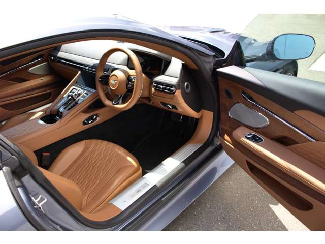 DB12